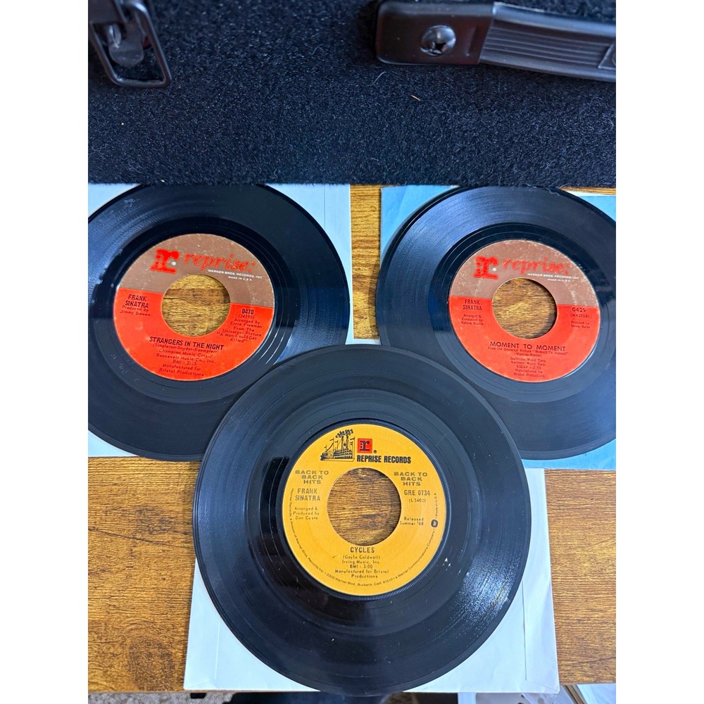 Frank Sinatra lot of 3 vintage vinyl 45 rpm doubles, 60s swing music